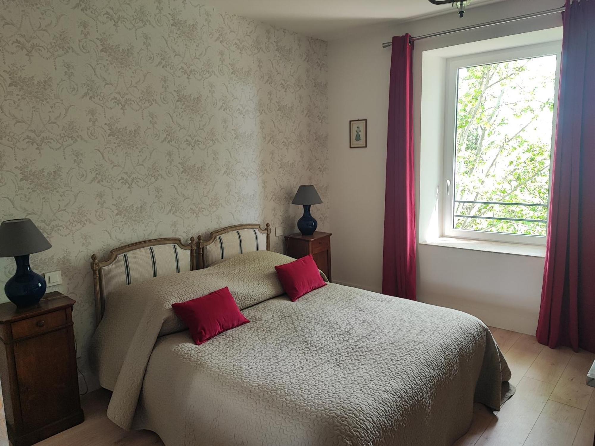 Magnanerie De Sainte Croix Hotel ภายนอก รูปภาพ